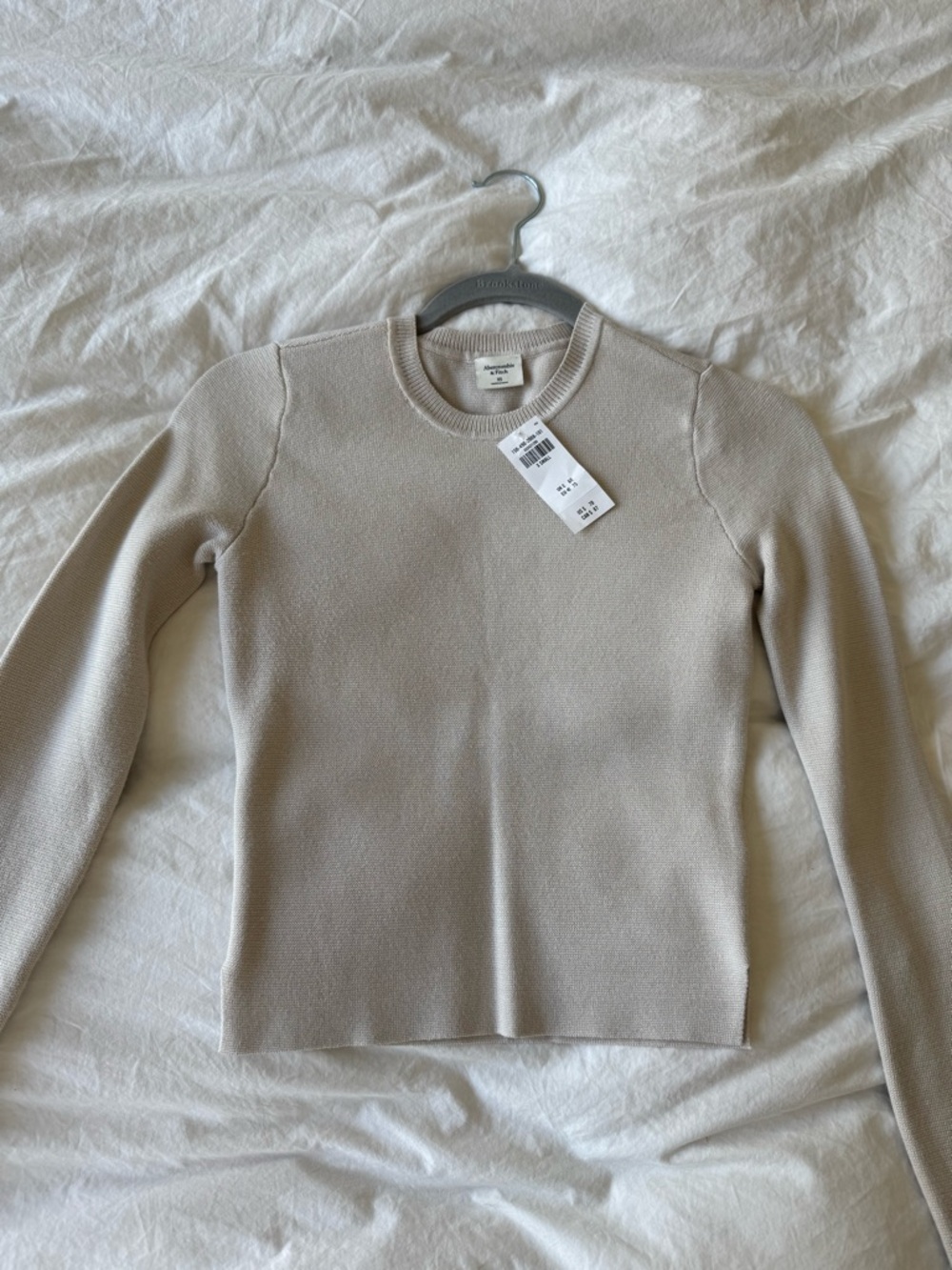 Womens Abercrombie & Fitch Crewneck Sweater Top in Light Beige (XS)